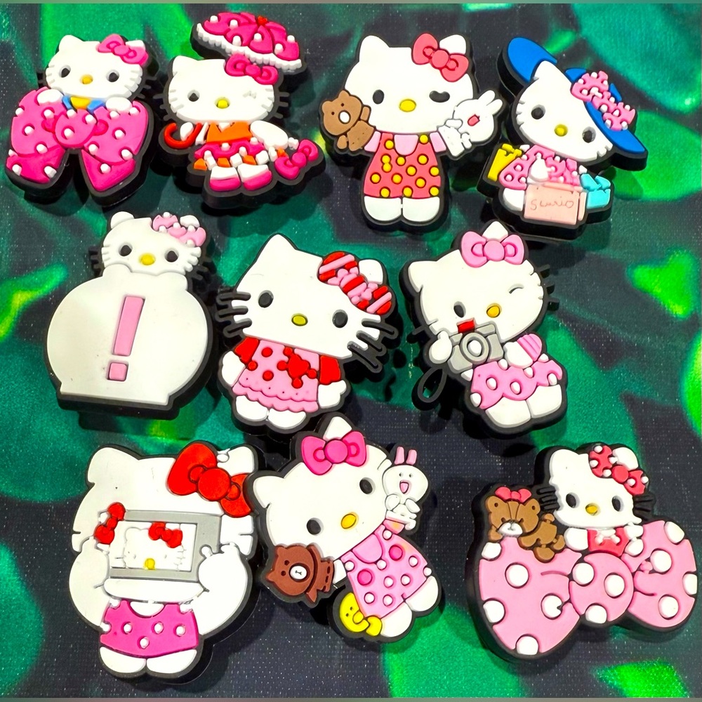 10  Hello Kitty Croc Charms Jibbit Shoe Charm